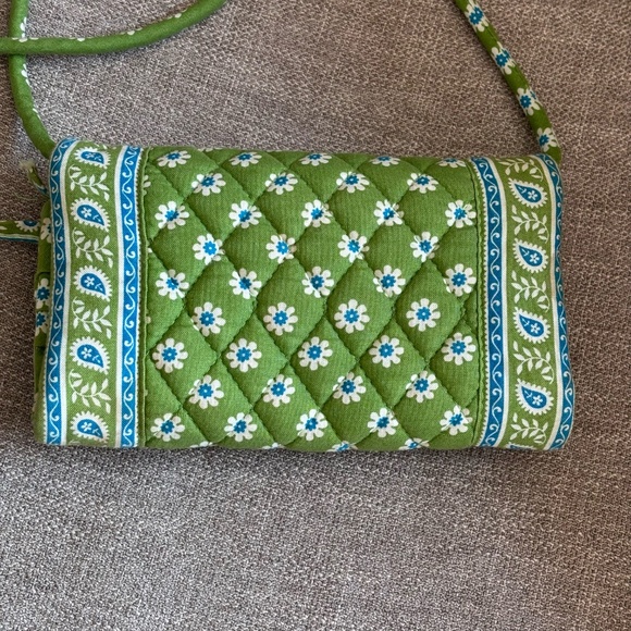 Vera Bradley Women's Strap Wallet Apple Green Pattern - Picture 8 of 16